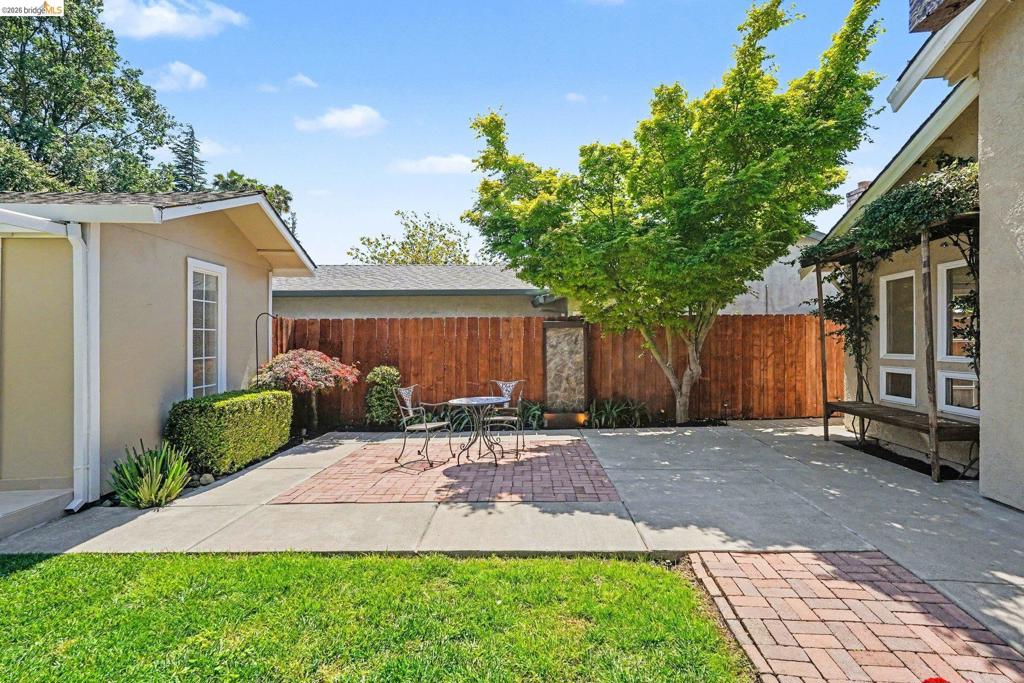 2092 Casa Grande St Property Photo 41