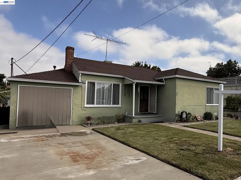 1118 Lucille St Property Photo 1