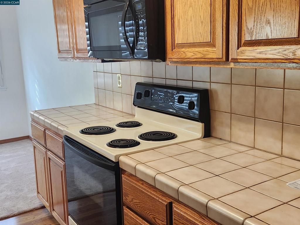 21109 Gary Drive Property Photo 6