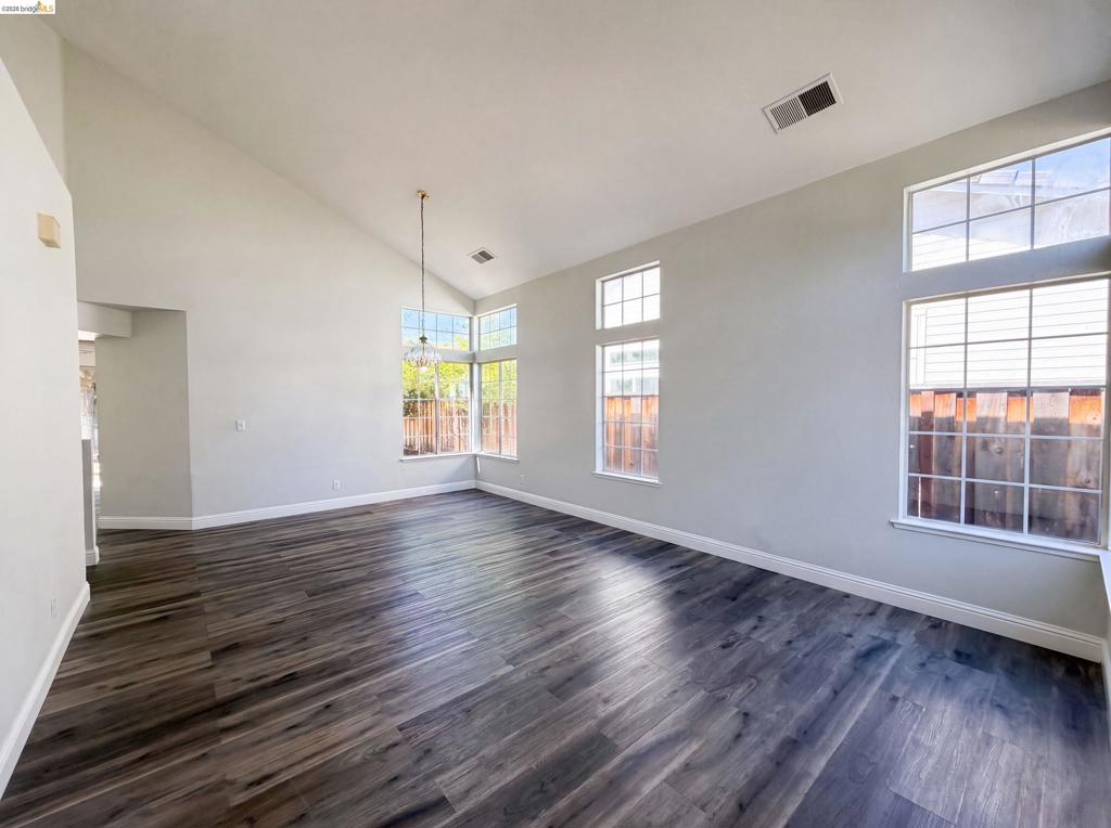 5150 Brookfield Ct Property Photo 10
