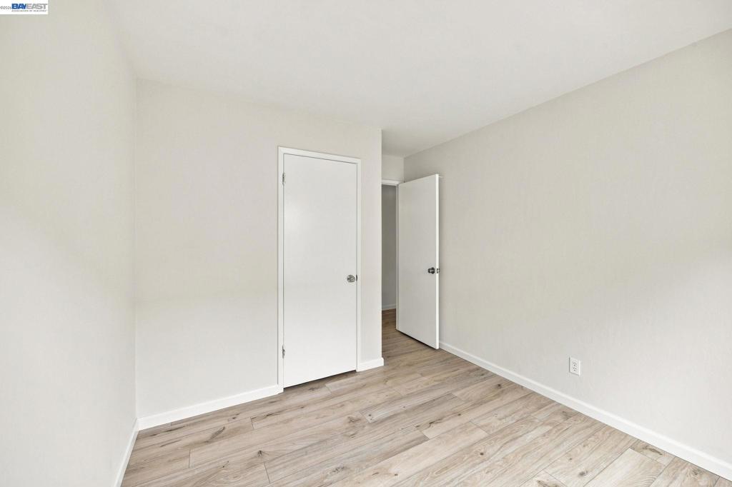801 Lippert Ave Property Photo 28