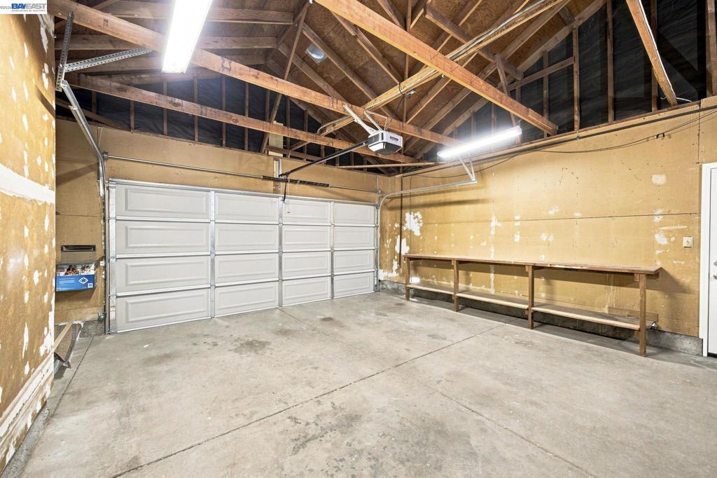 801 Lippert Ave Property Photo 33