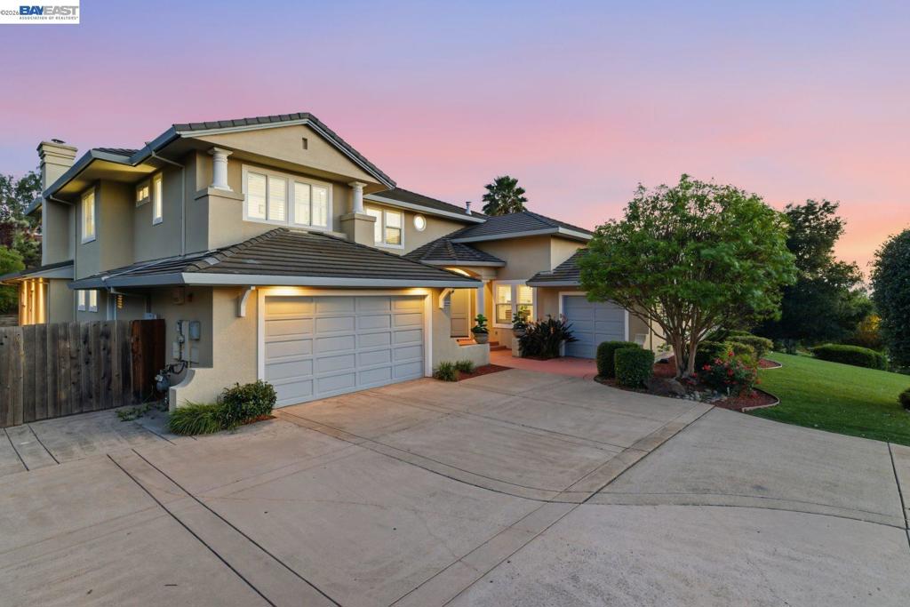 48564 Avalon Heights Ter Property Photo 4