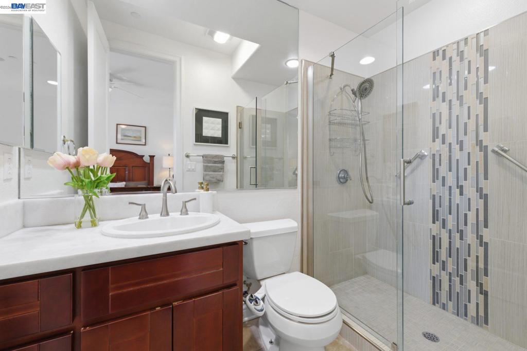 48564 Avalon Heights Ter Property Photo 26