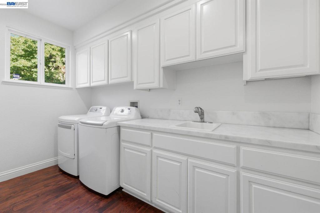48564 Avalon Heights Ter Property Photo 27