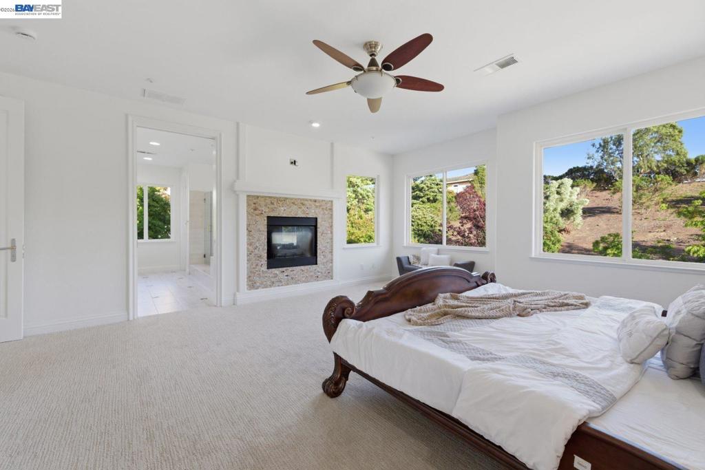 48564 Avalon Heights Ter Property Photo 33