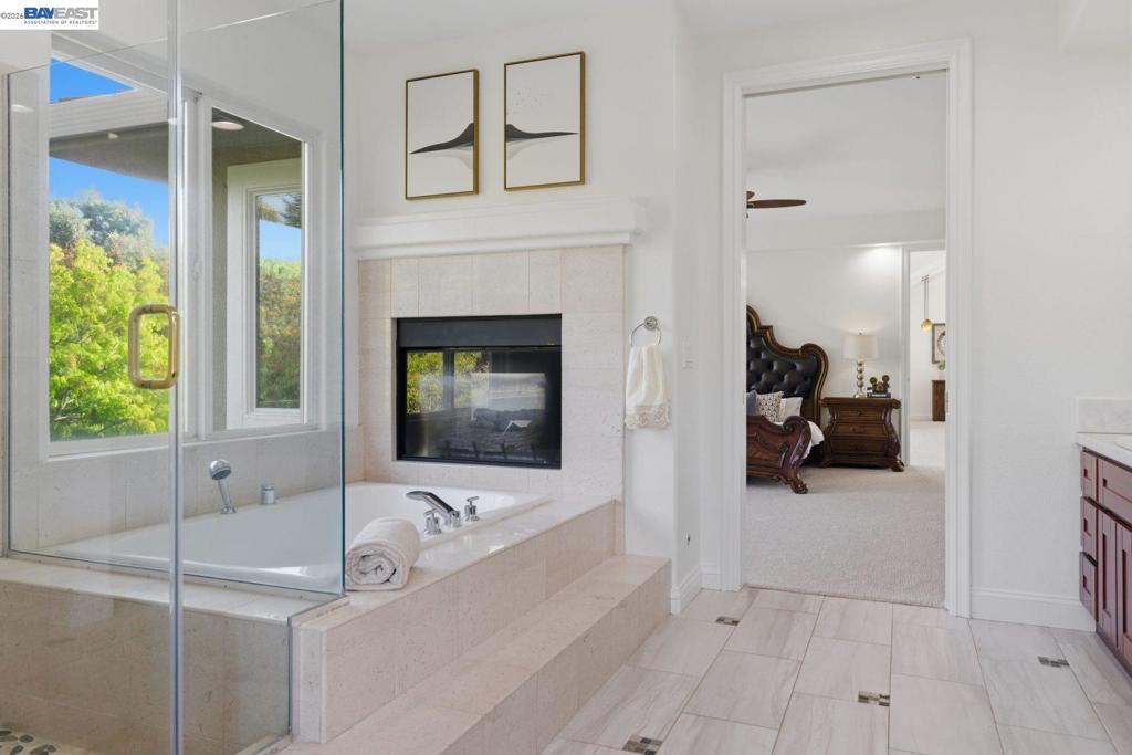 48564 Avalon Heights Ter Property Photo 38