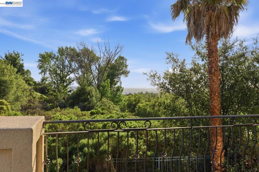 48564 Avalon Heights Ter Property Photo 43