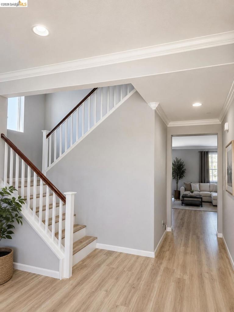 697 Landmark Pt Property Photo 4