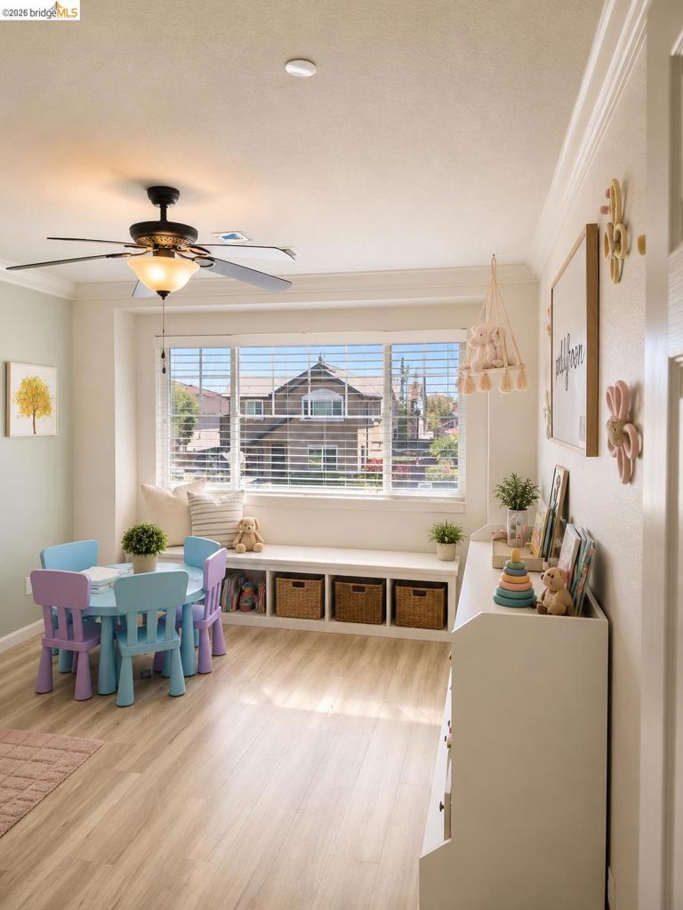 697 Landmark Pt Property Photo 11
