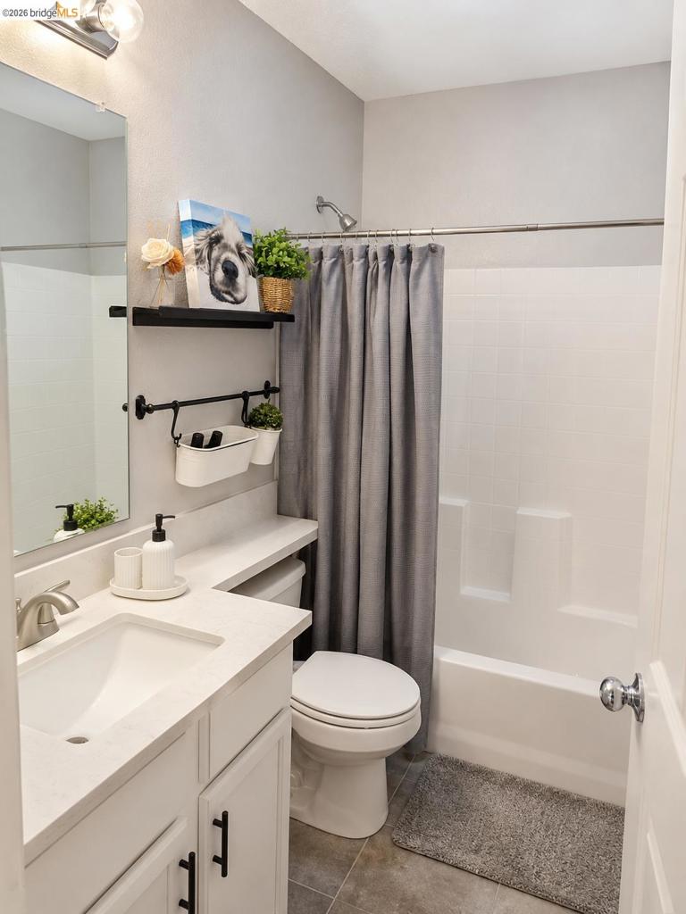 697 Landmark Pt Property Photo 14