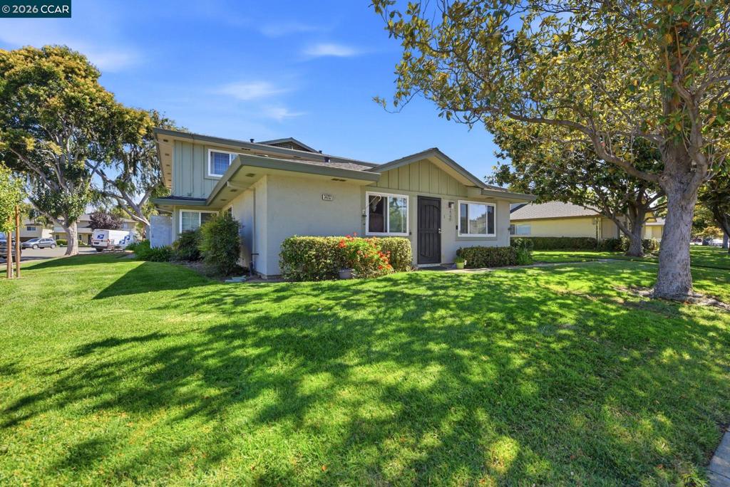 34732 Skylark Dr 4 Property Photo 1