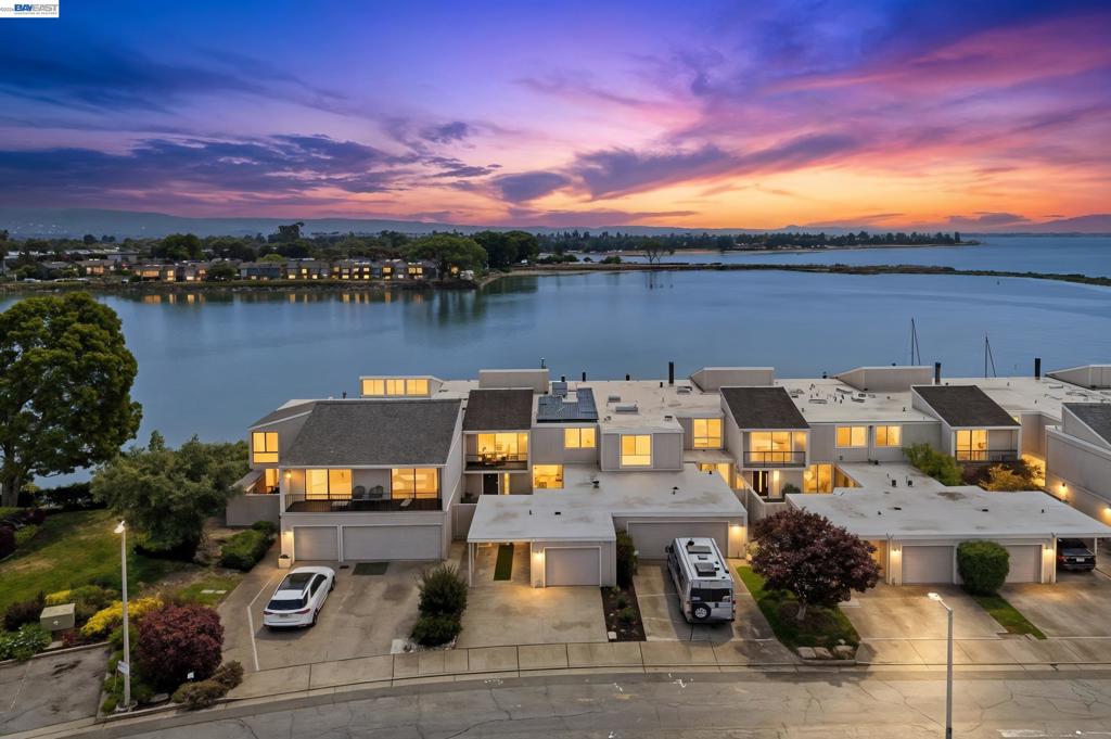 443 Cola Ballena Property Photo 3