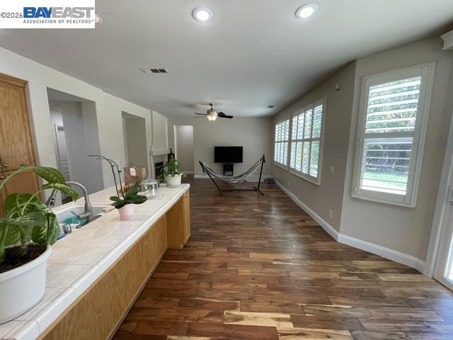 6056 Silveroak Cir Property Photo 8
