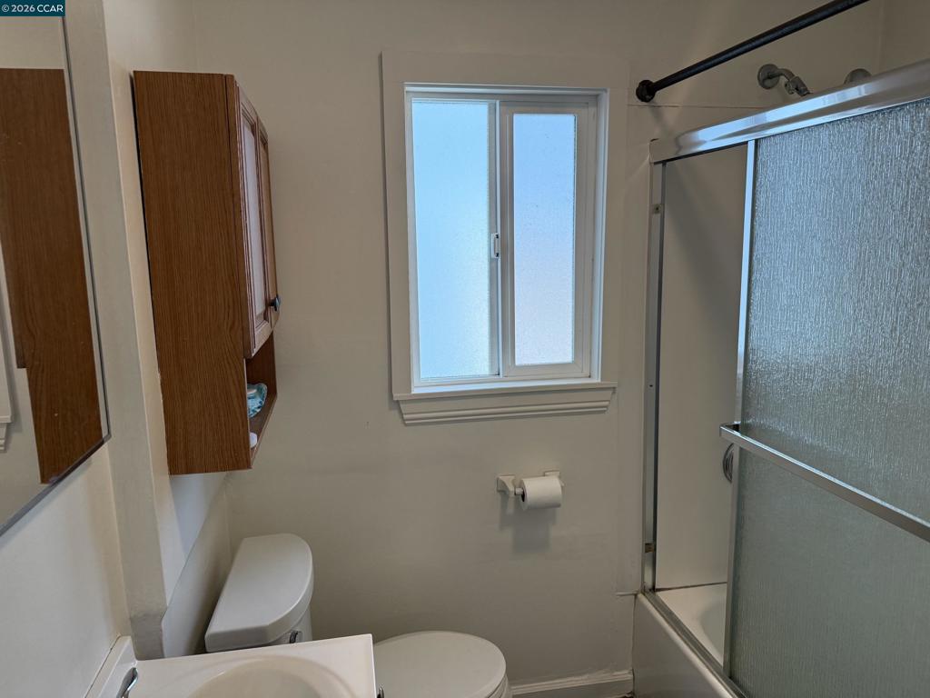 2615 Humboldt Ave Property Photo 11
