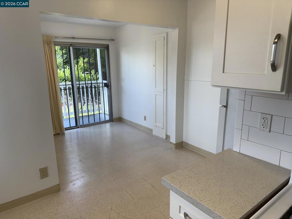 2615 Humboldt Ave Property Photo 33