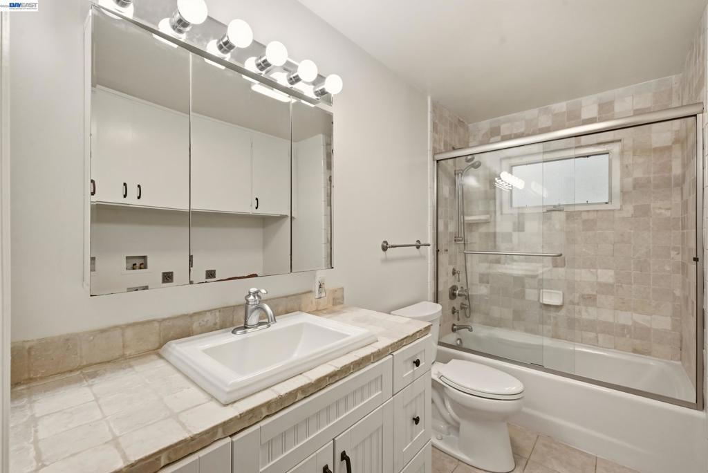 10160 Crow Canyon Rd Property Photo 20