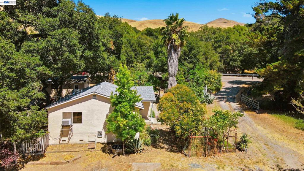 10160 Crow Canyon Rd Property Photo 32