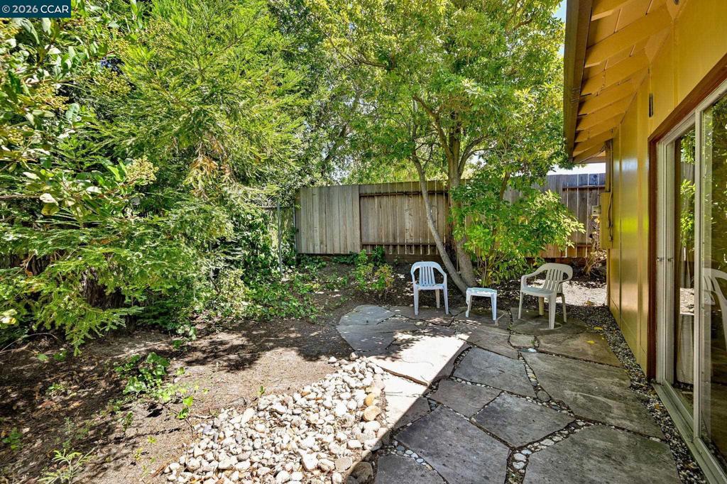 4440 Meadowbrook Drive Property Photo 32