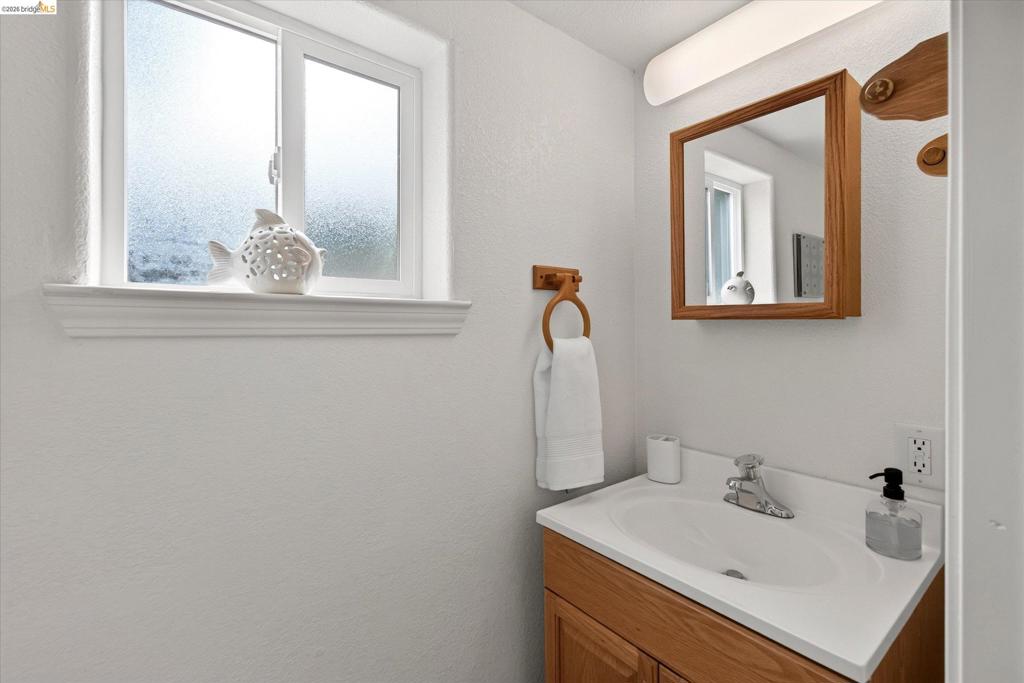 7925 Greenly Dr Property Photo 25