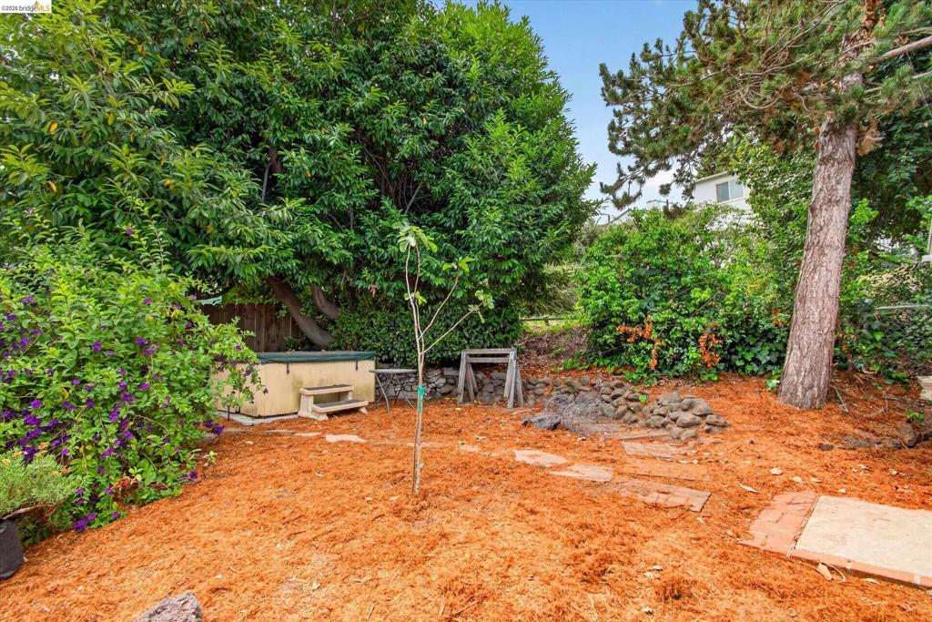 7925 Greenly Dr Property Photo 47