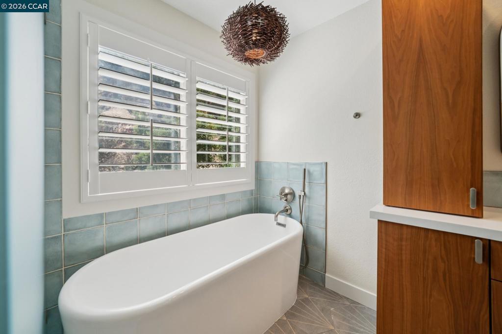 136 Lark Court Property Photo 43