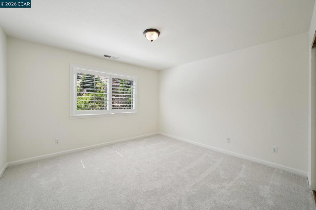 136 Lark Court Property Photo 45