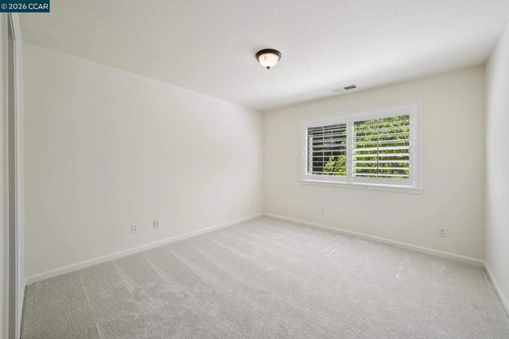 136 Lark Court Property Photo 49