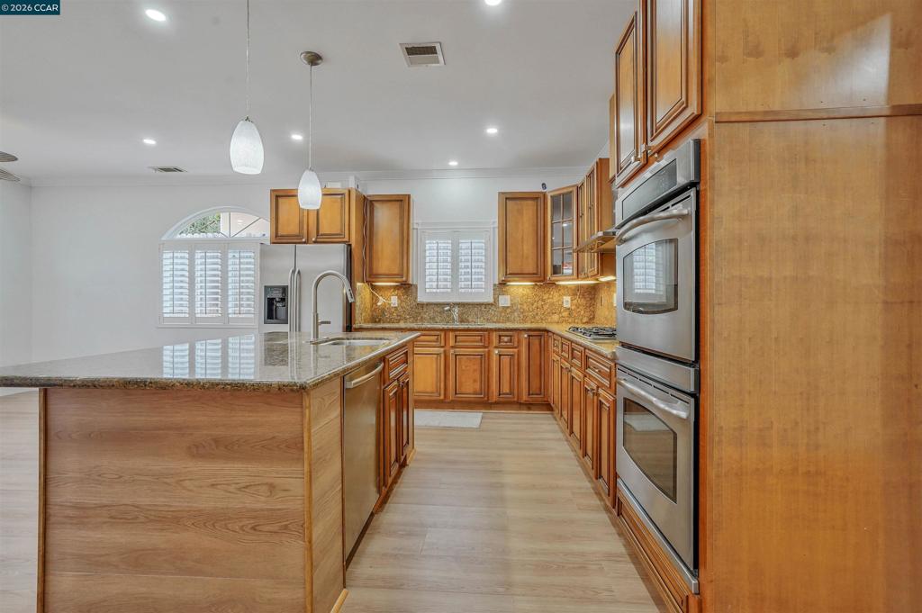 1164 Morello Ave Property Photo 15