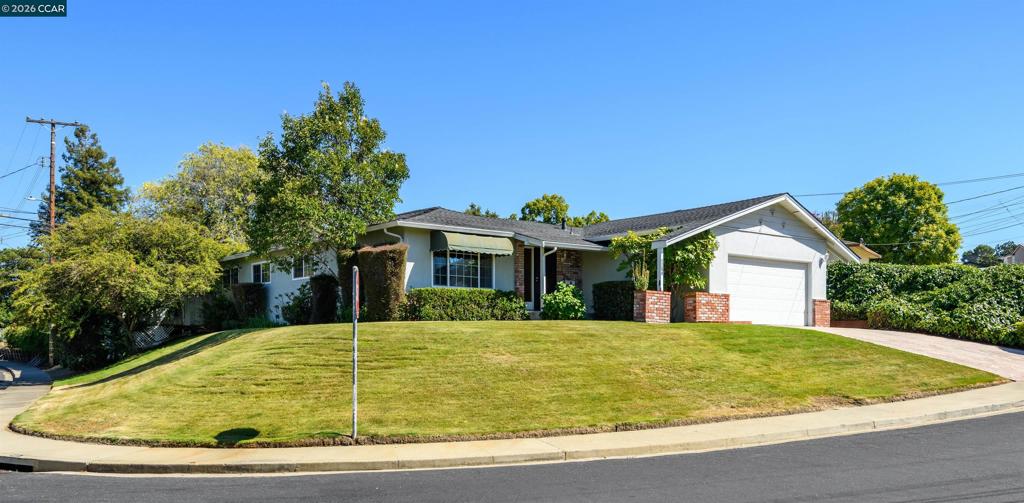 1250 Rolling Hill Ct Property Photo 2