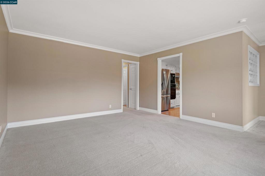 1250 Rolling Hill Ct Property Photo 8