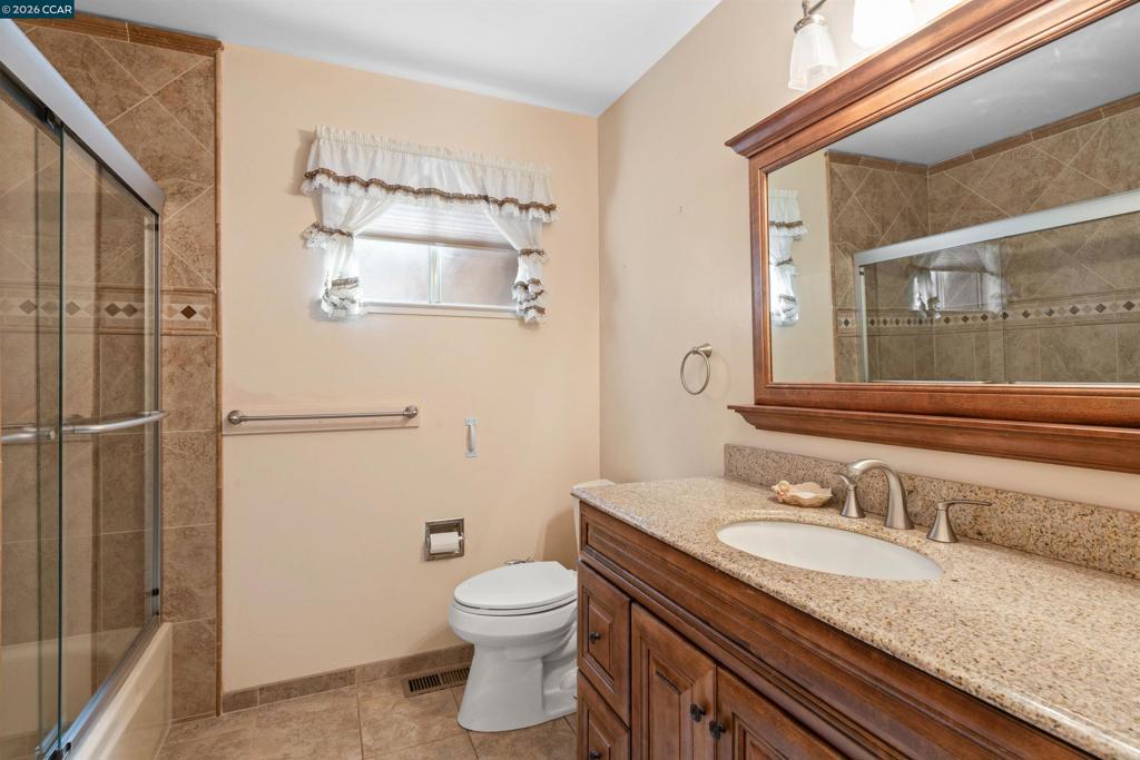 1250 Rolling Hill Ct Property Photo 25