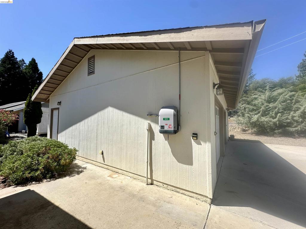 20511 Nob Hill Cir Property Photo 11