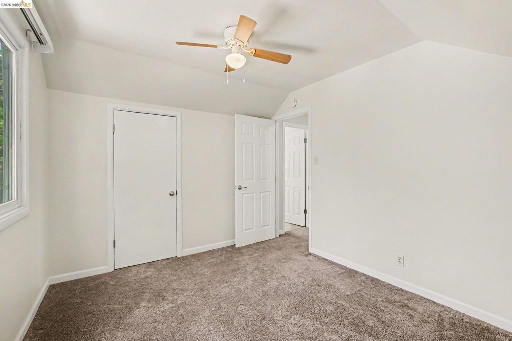 3879 Shasta Cir Property Photo 17