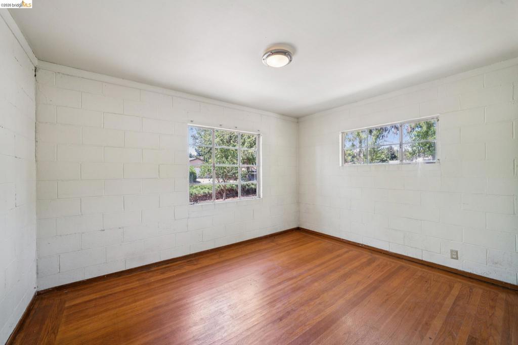 1810 3rd Ave Property Photo 15