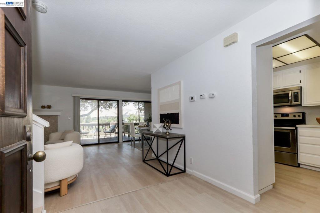 43354 Banda Ter Property Photo 4