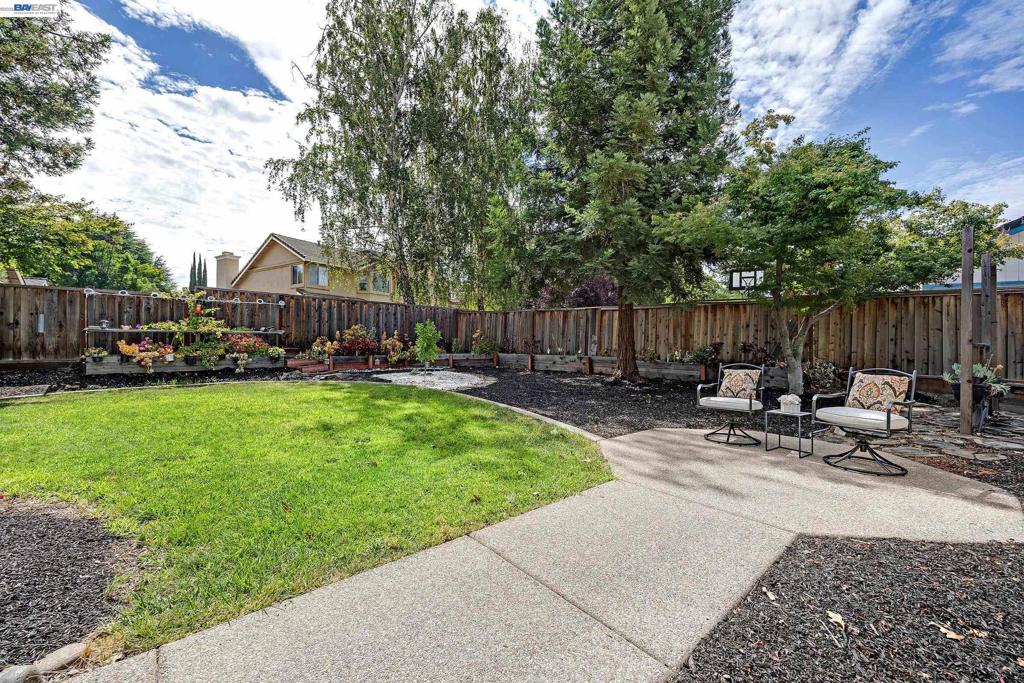 5875 Arlene Way Property Photo 38