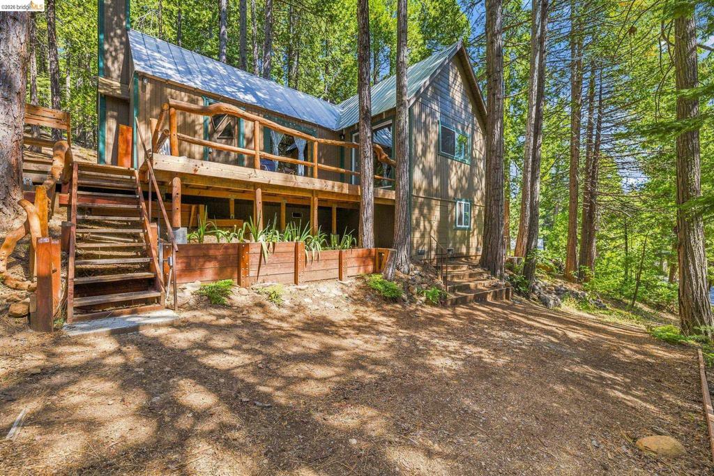 26457 Crystal Rd Property Photo 1