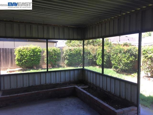 953 7th Property Photo 10