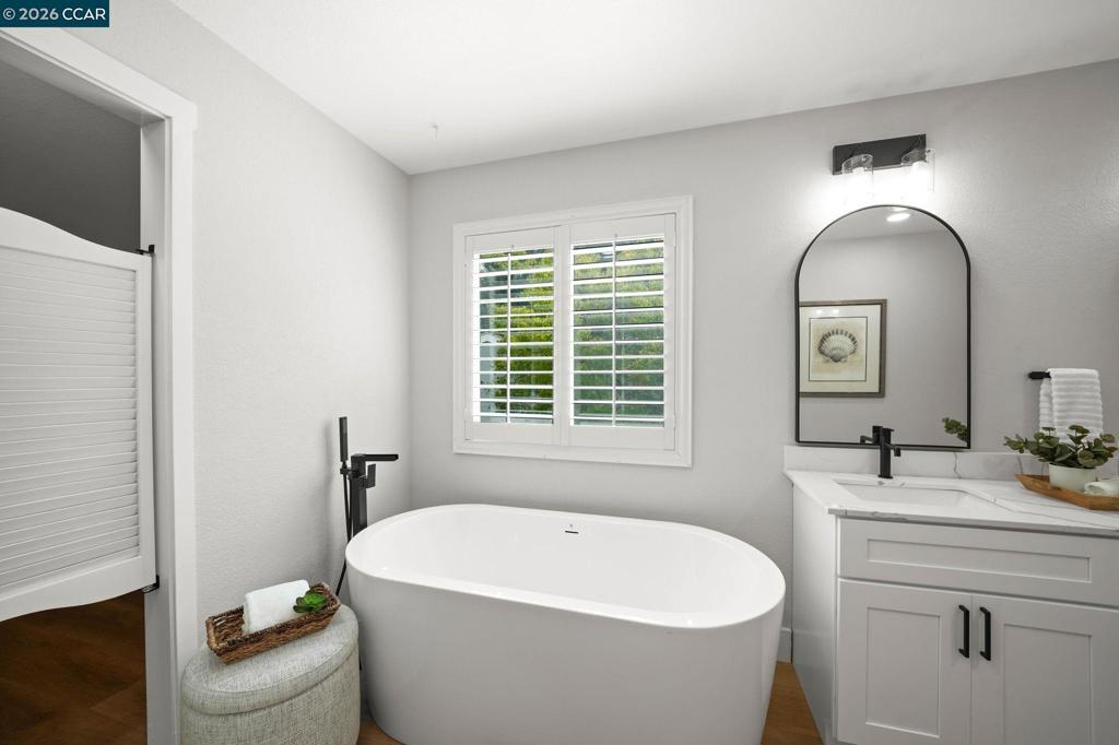2130 Shoshone Cir Property Photo 29