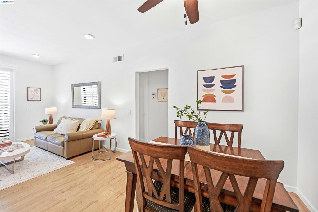 3655 Birchwood Ter 112 Property Photo 12