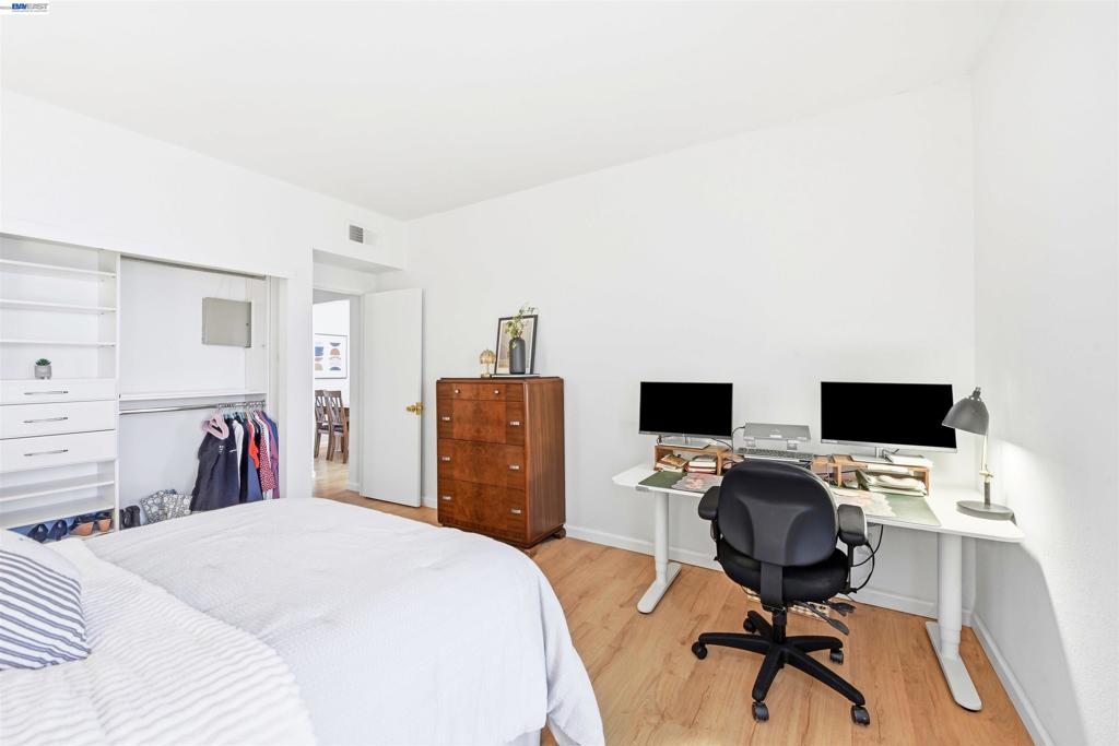 3655 Birchwood Ter 112 Property Photo 18