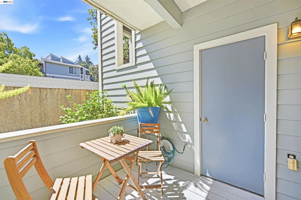 3655 Birchwood Ter 112 Property Photo 25