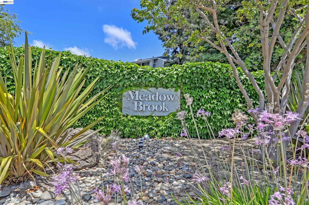 3655 Birchwood Ter 112 Property Photo 38