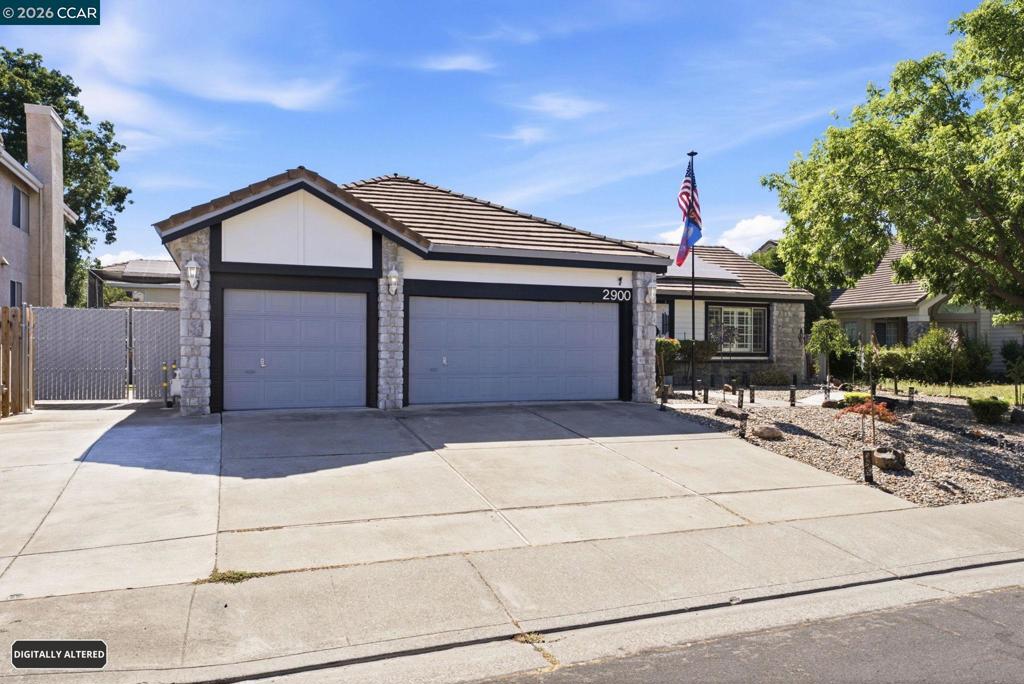 2900 Candleberry Way Property Photo 4