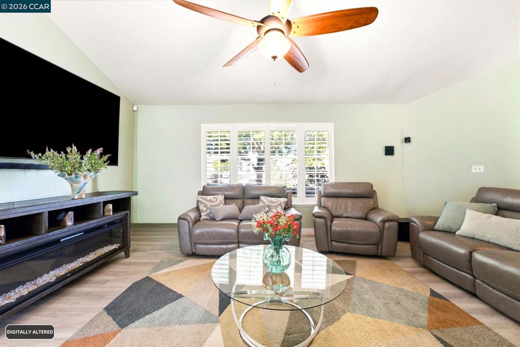 2900 Candleberry Way Property Photo 11
