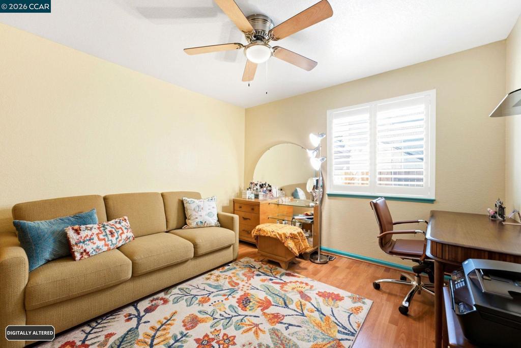 2900 Candleberry Way Property Photo 33