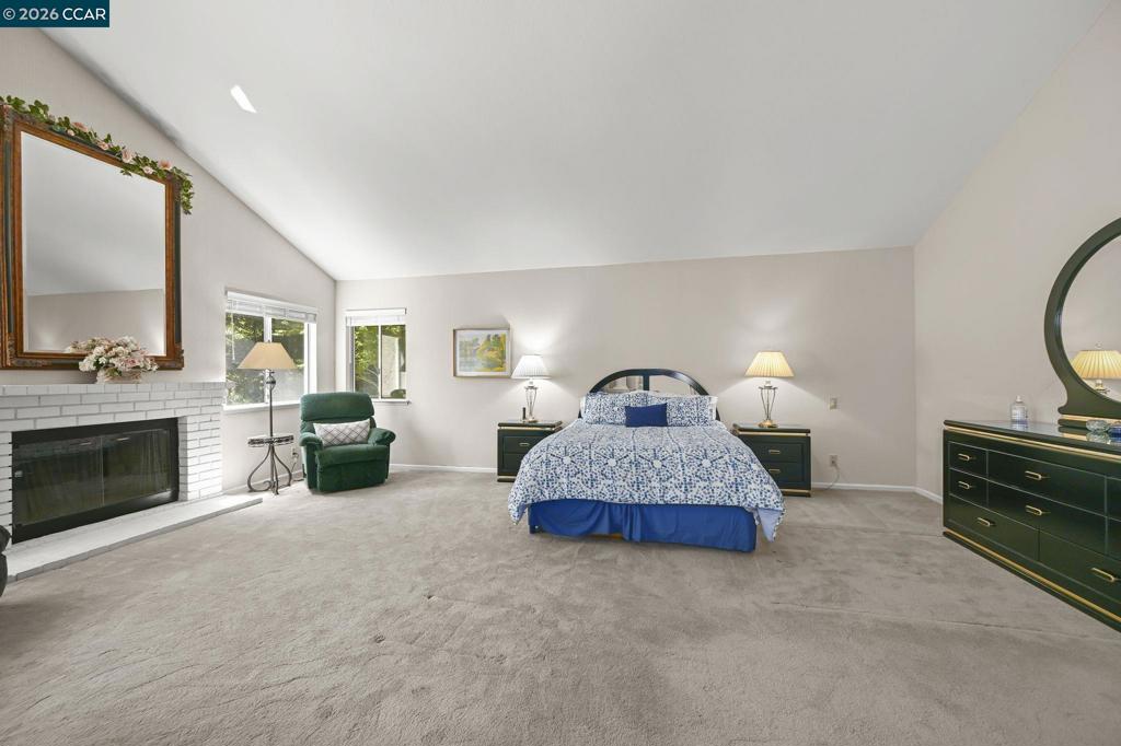 421 Stoneybrook Ct Property Photo 18