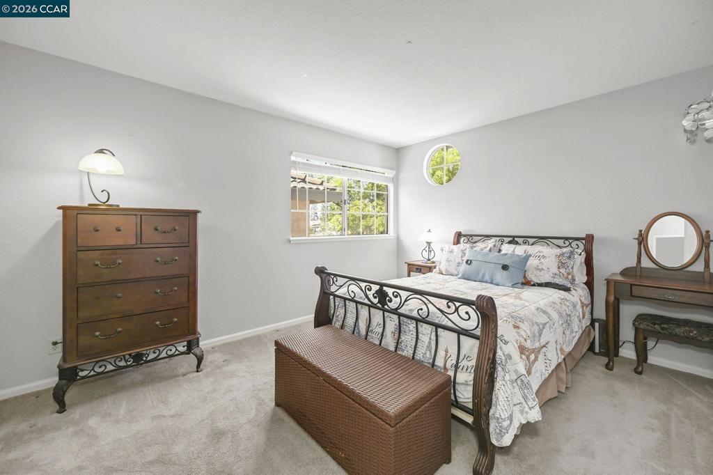 421 Stoneybrook Ct Property Photo 24