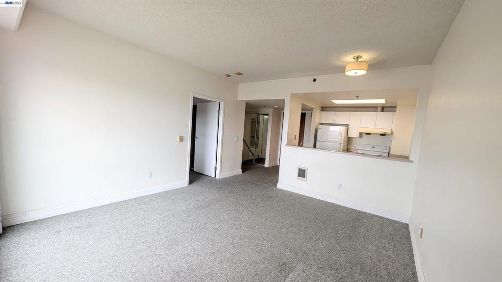 989 Webster St 645 Property Photo 10